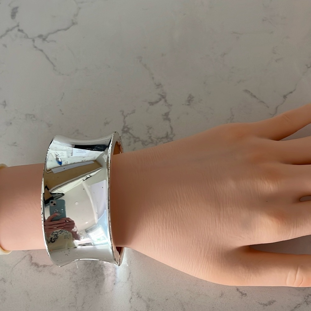 Beautiful Silver Plated Cuff Bracelet